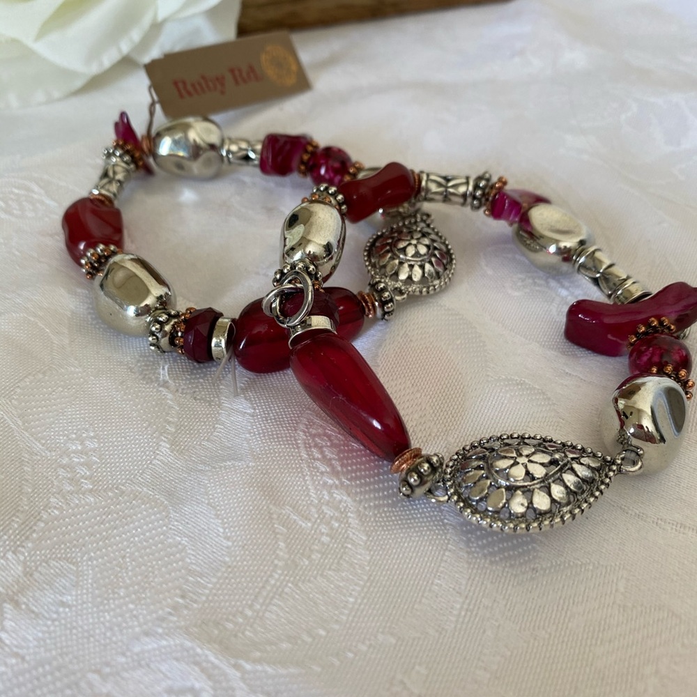 🆕Ruby Rd Beaded Bracelets - Picture 2 of 8